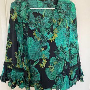 Like New Kobi Halperin 100% Silk Green Floral Top with Lace Sleeves Size Small